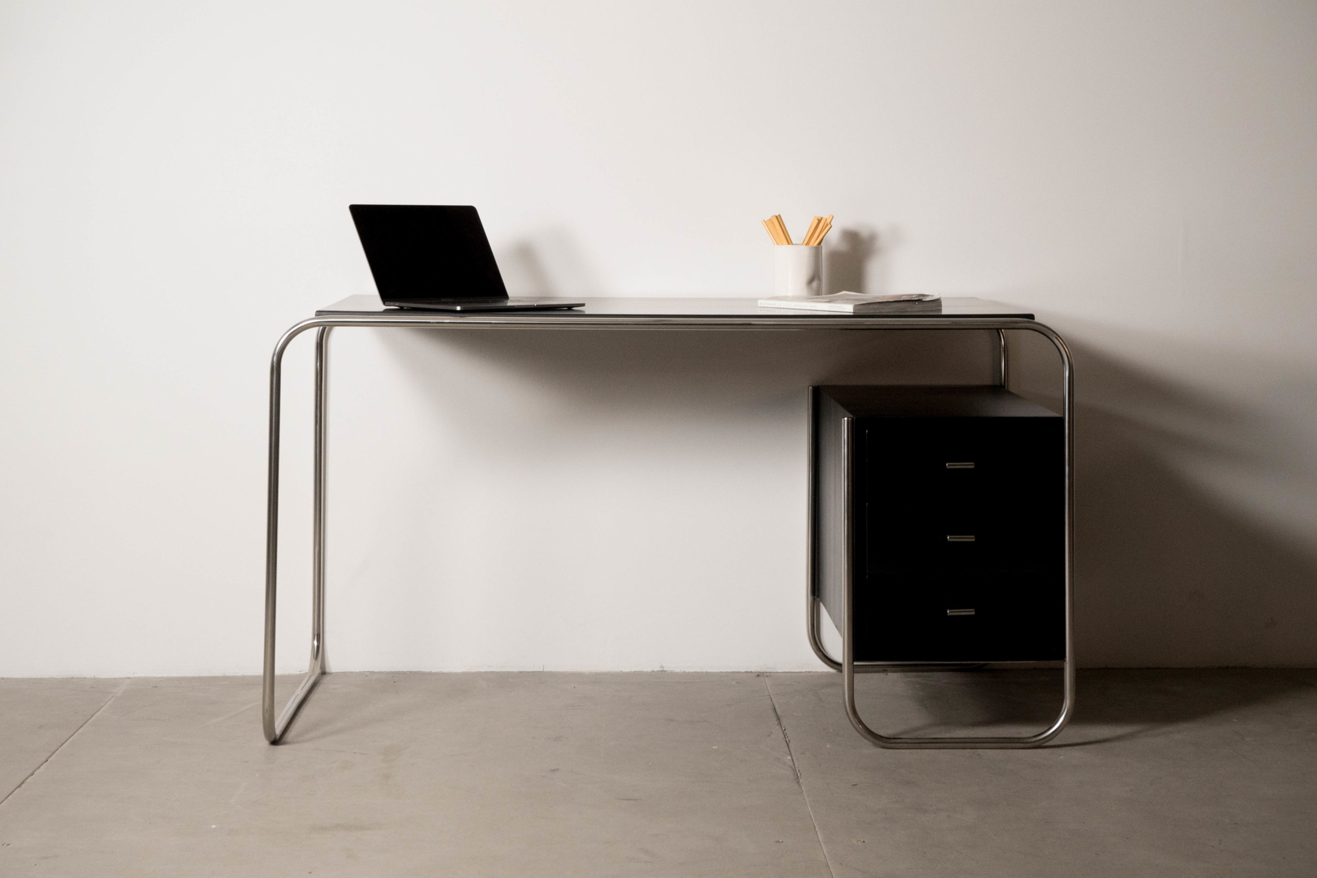 escritorio pepita de diseño fabricado a medida mueble despacho